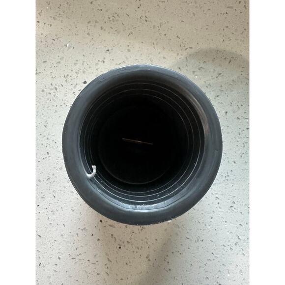 Spiral Light Candle SUEDE AND CEDAR 4 X 4 Round 30hr Burn -Brand New Medium - Picture 3 of 7